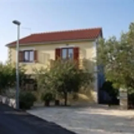 Ivan Apartman