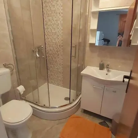 Ivan Apartman